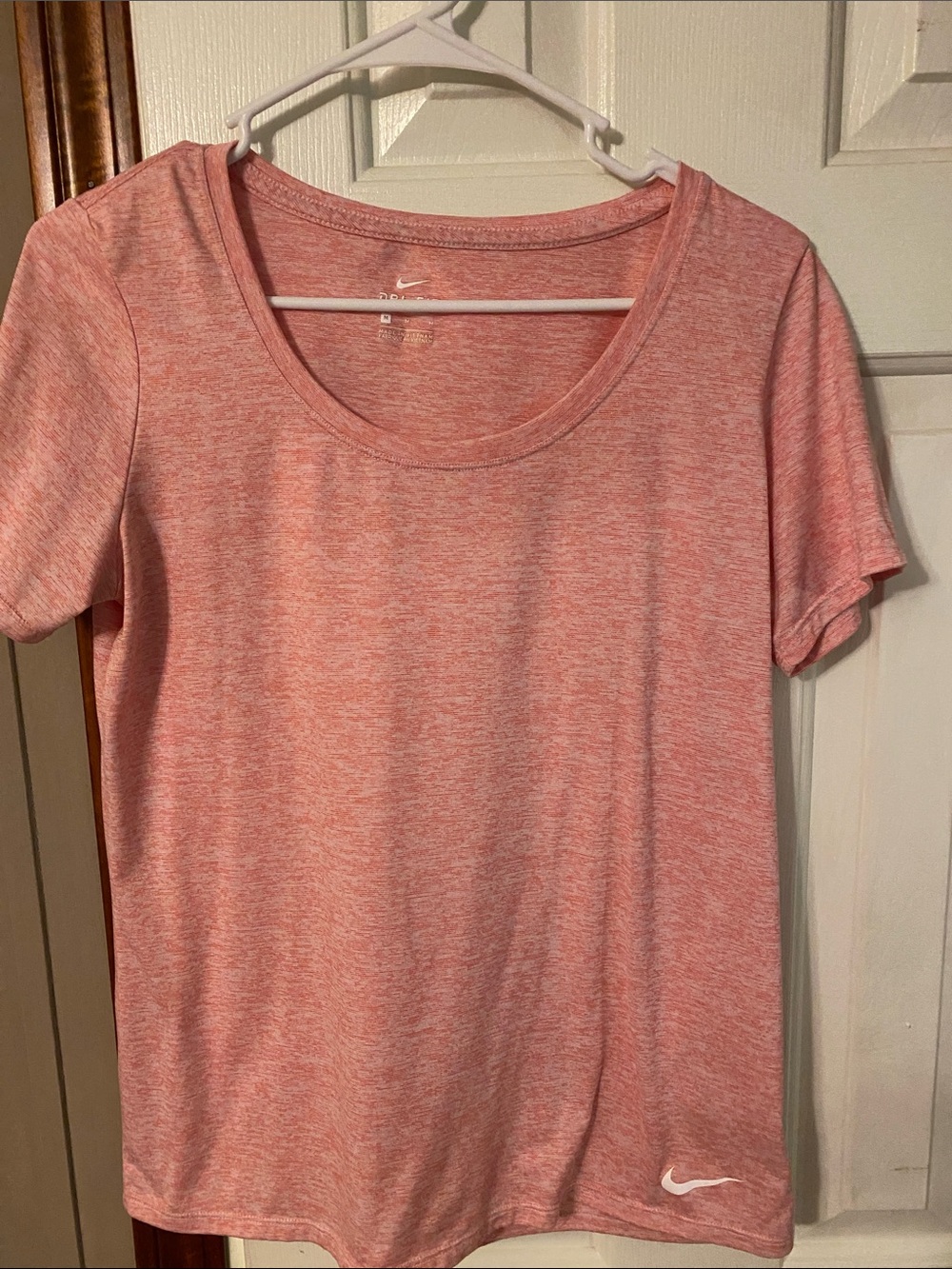 Nike Women’s Heather Coral-Blend Short Sleeve Scoop Tee